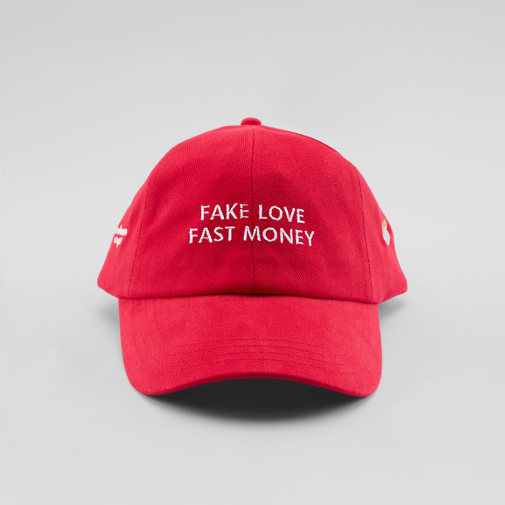 Cappellino in caldo cotone "Fake love, fast Money"