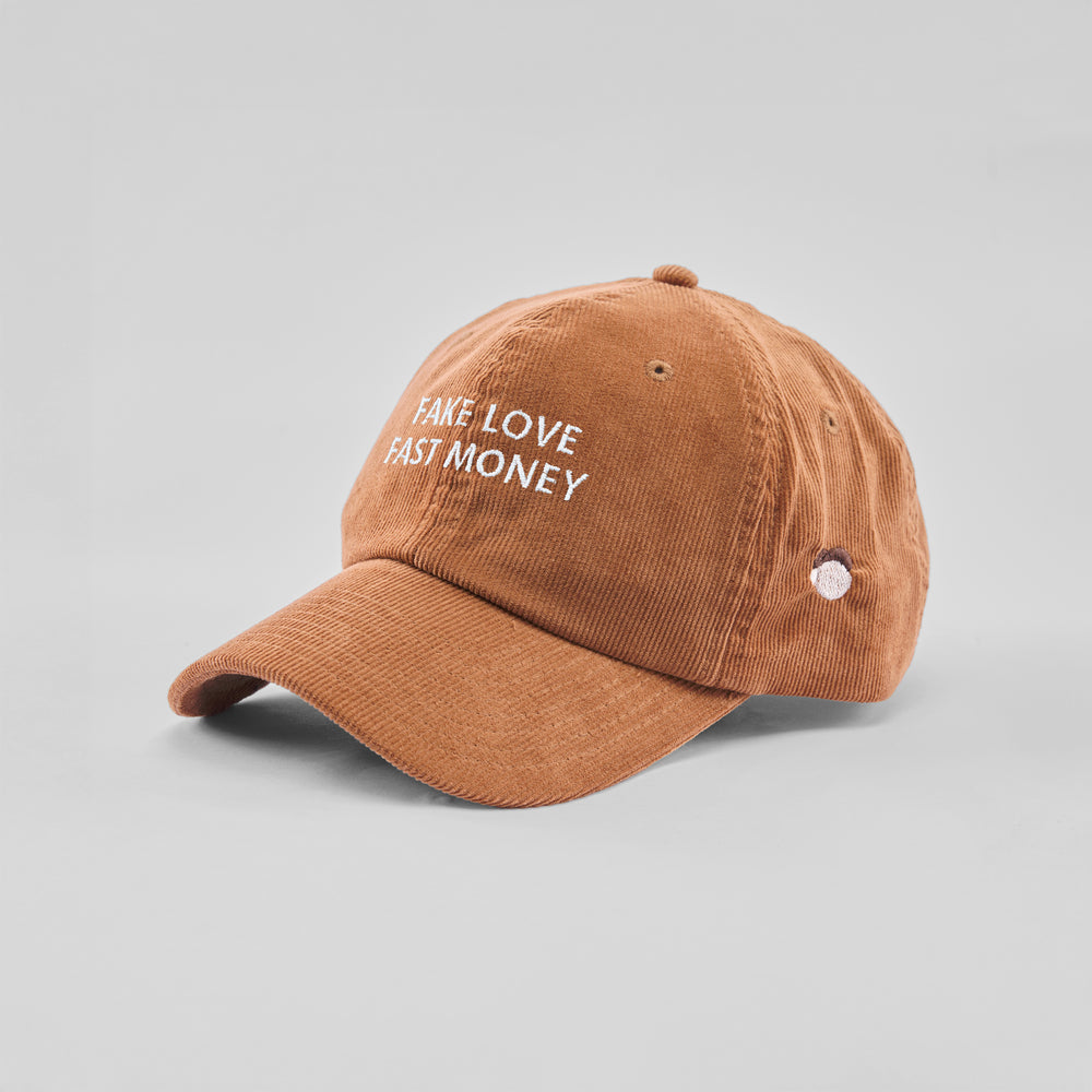 Cappellino in velluto a coste "Fake love, fast Money"