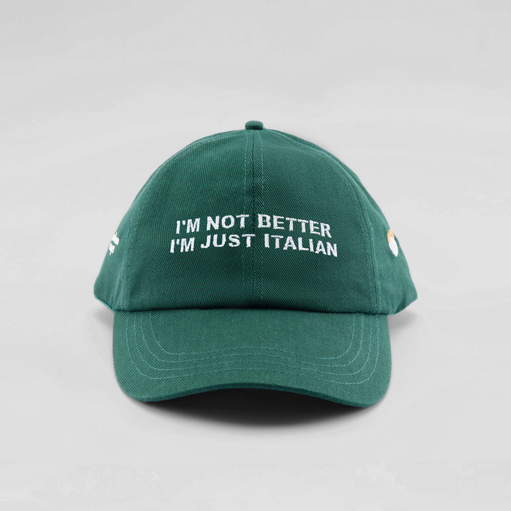 Cappellino in caldo cotone "I'm not better, i'm just Italian"