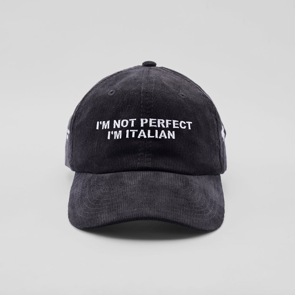 Cappellino in velluto a coste "I'm not perfect, i'm Italian"